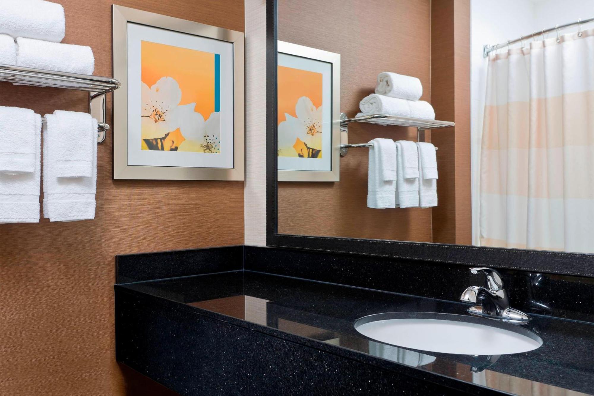 Fairfield Inn & Suites Lexington Keeneland Airport Bilik gambar
